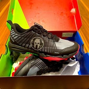 Ladies Size 8.5 Spartan RD Pro Trail Shoes NIB